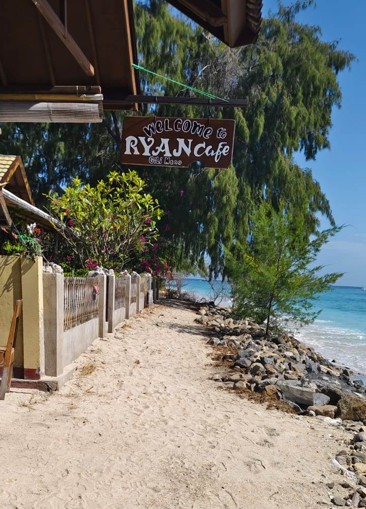 DiJual, Paul's Last Resort - Gili Meno